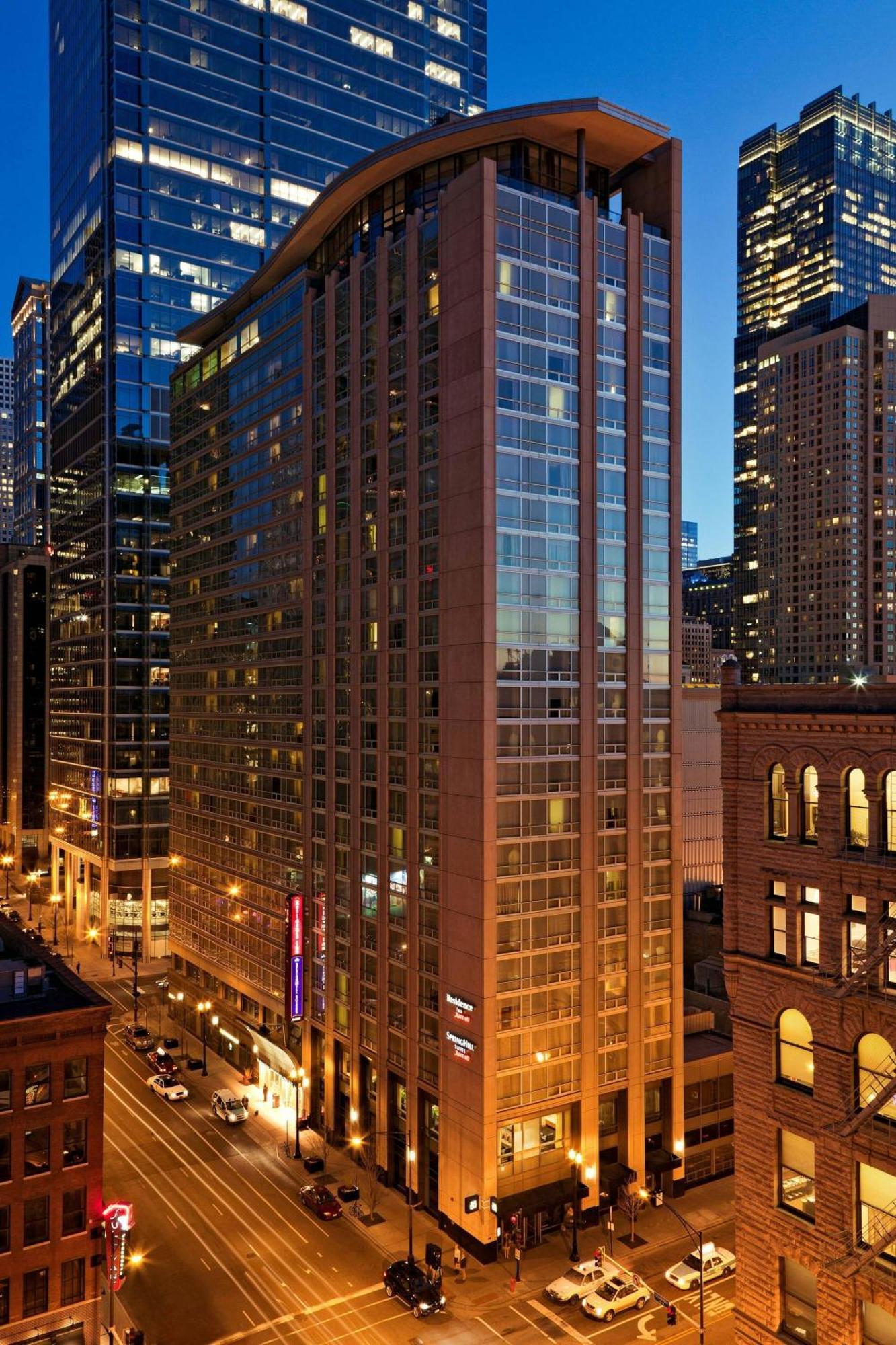 Residence Inn By Marriott Chicago Downtown/River North Dış mekan fotoğraf