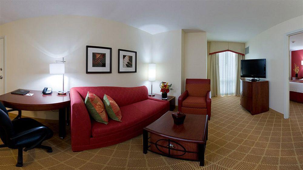 Residence Inn By Marriott Chicago Downtown/River North Dış mekan fotoğraf